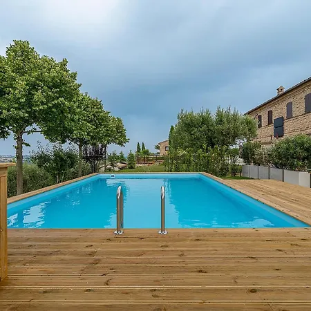 Villa Pleasant With Pool
