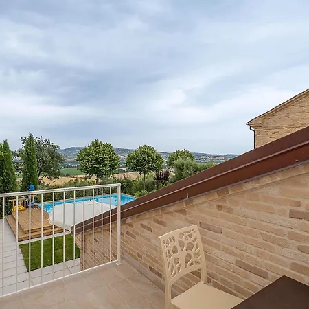 Villa Pleasant With Pool *